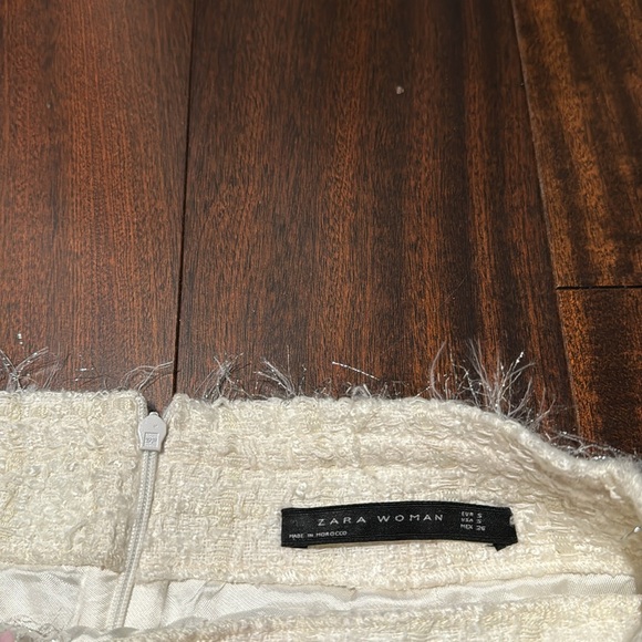 Beautiful Zara tweed shirkt - Picture 4 of 4